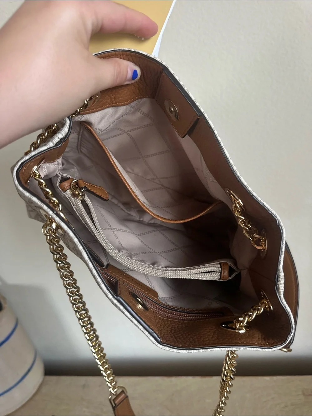 Michael Kors Jet Set Chain Medium Shoulder Messenger Bag